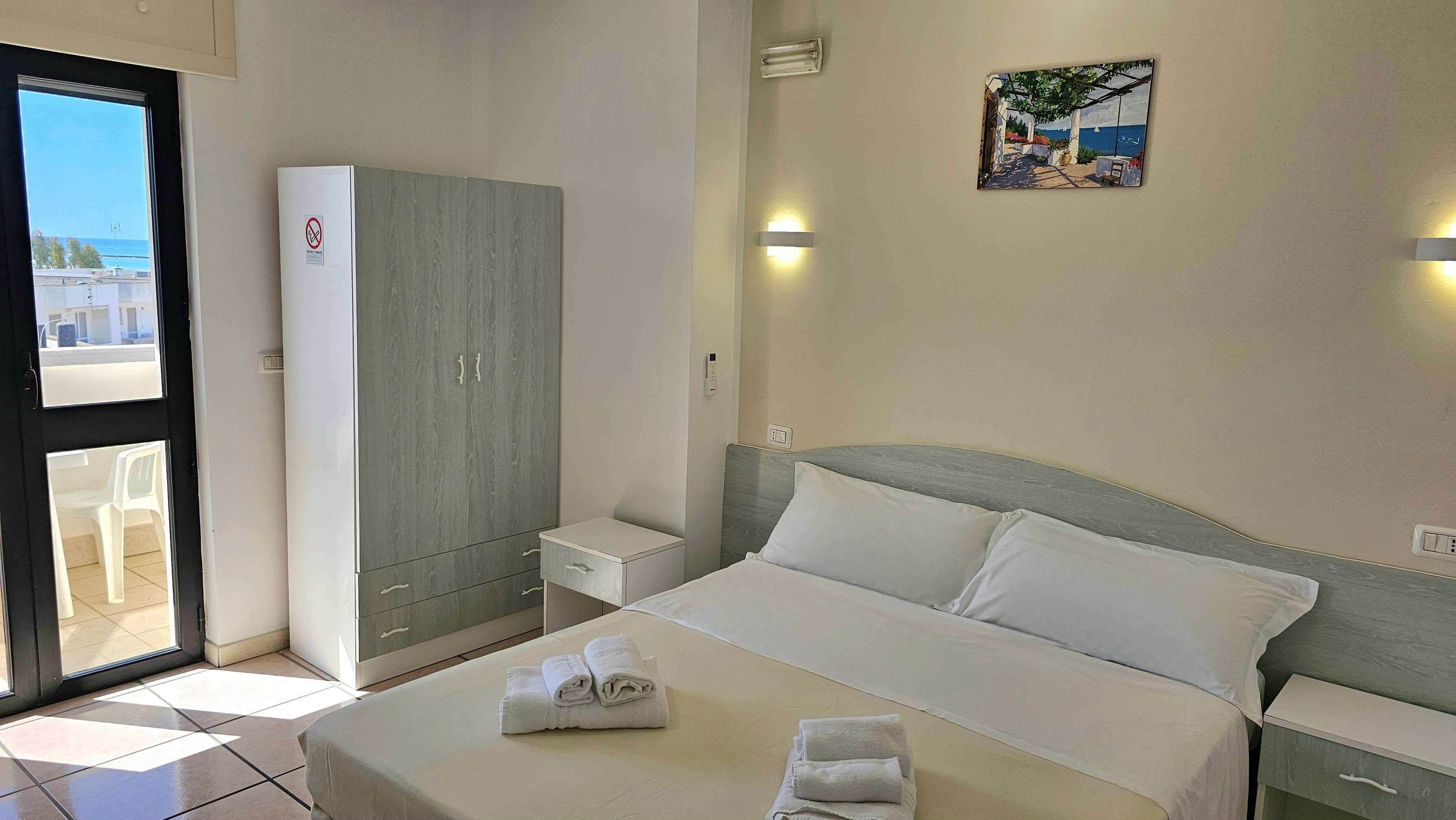Camera Doppia con balcone vista mare